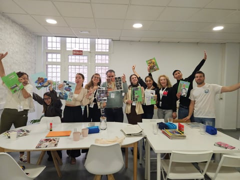 Comunidad de La CoolMente en una actividad de bienestar en La Orotava, Tenerife